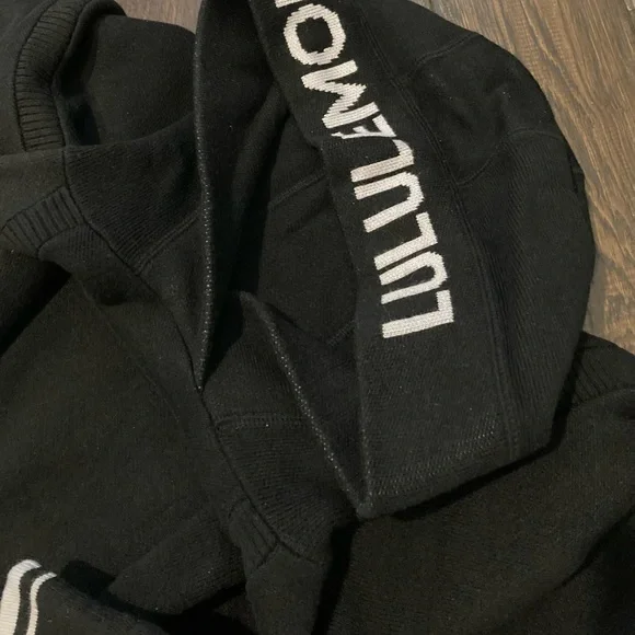 Lululemon Soothe Away Hoodie - Sz 6 - Picture 2 of 4